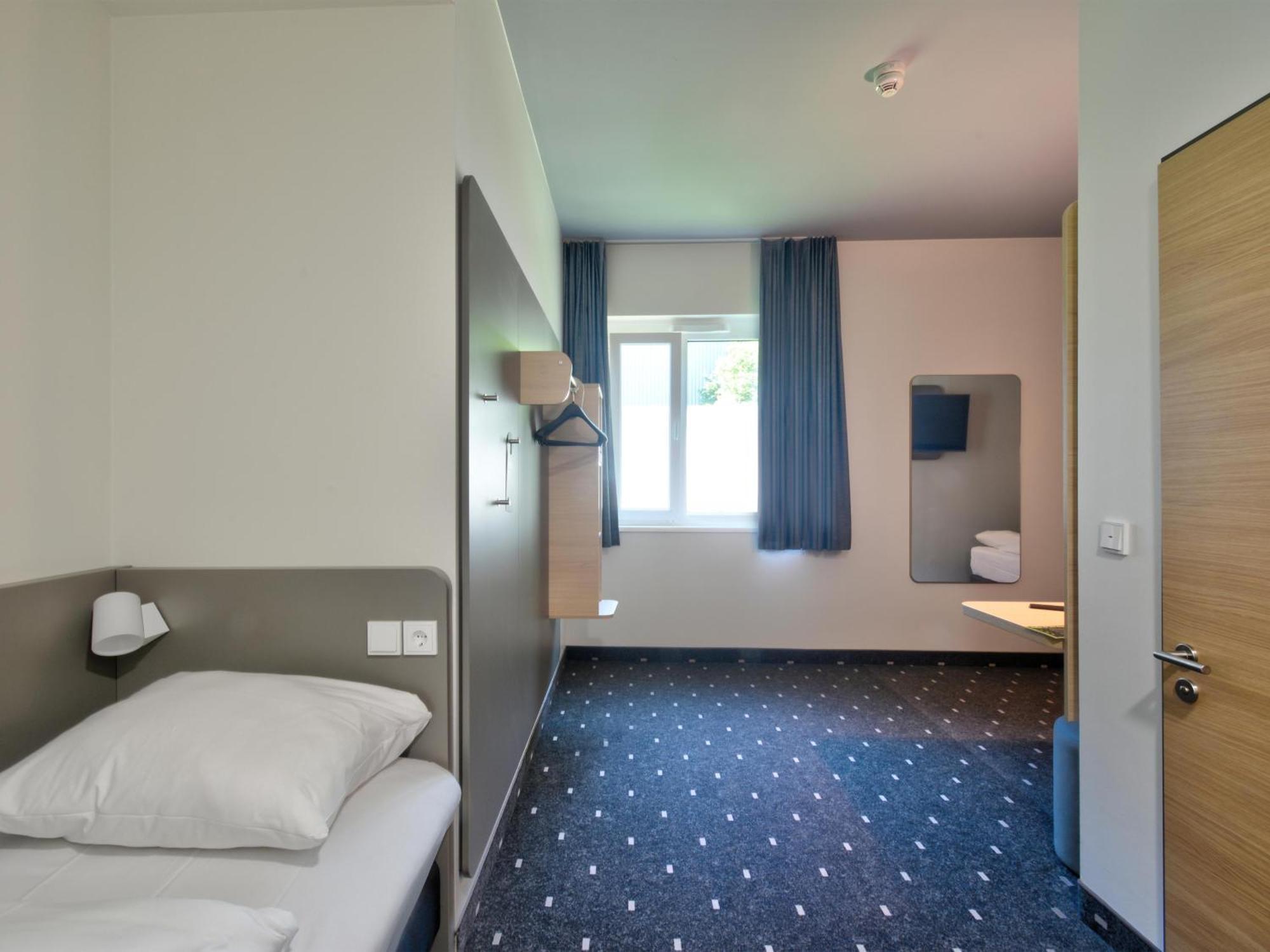 B&B Hotel Bielefeld-City Εξωτερικό φωτογραφία